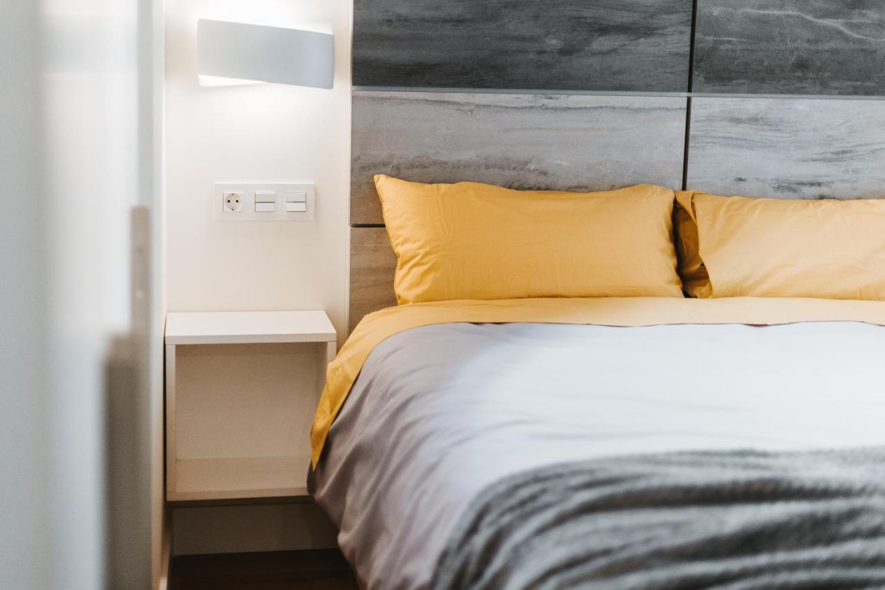 Apartamentos Mk77 Leon- Cantareros Esterno foto